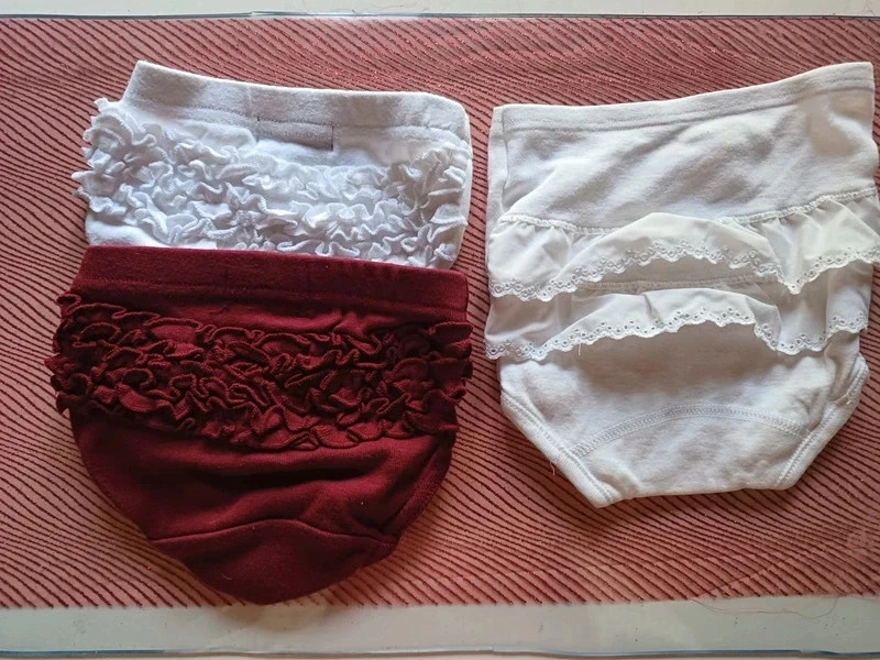 Lot of 3 6-month old leggings – photo 2